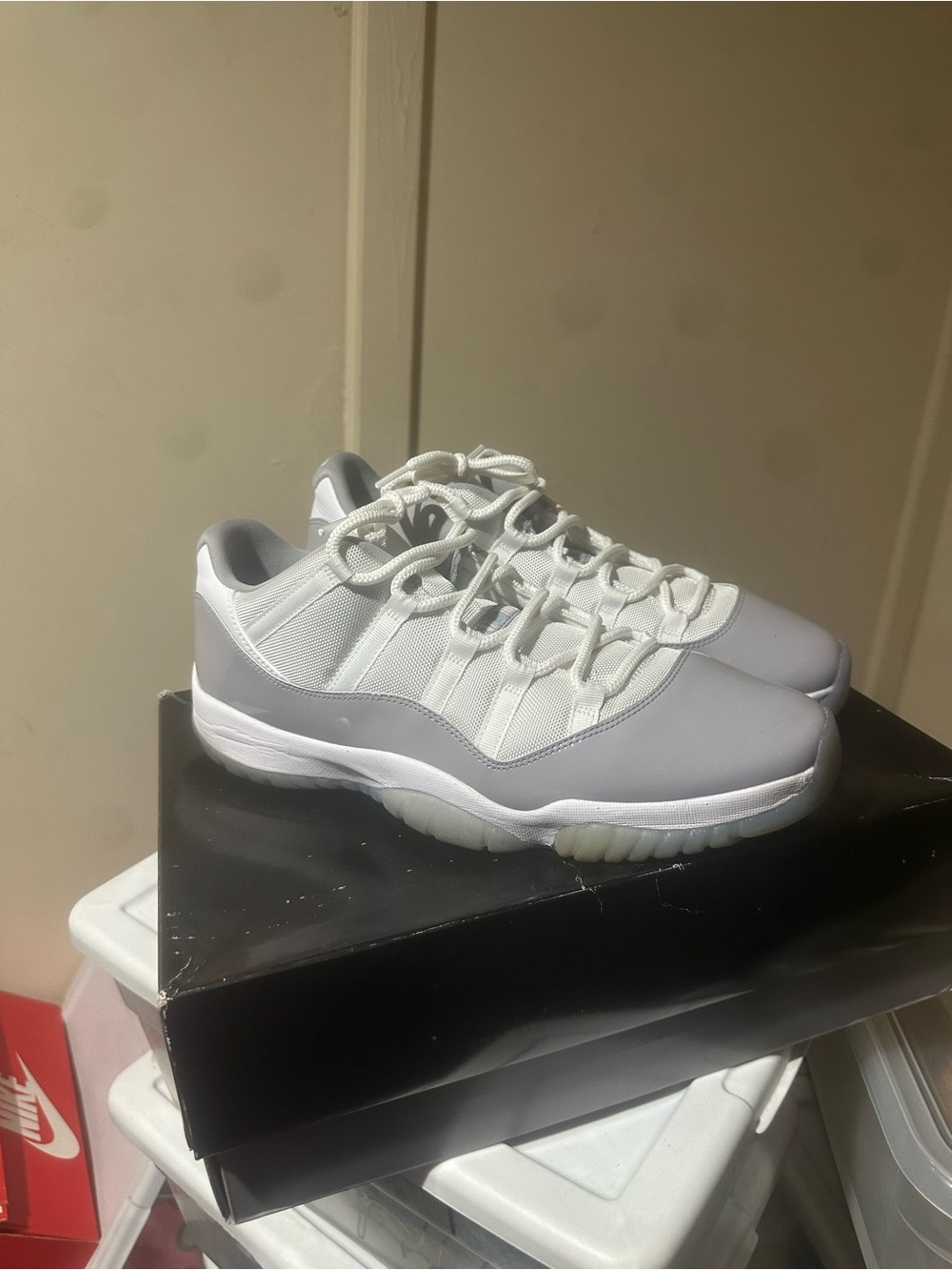 Jordan 11 Low - Picture 4 of 7